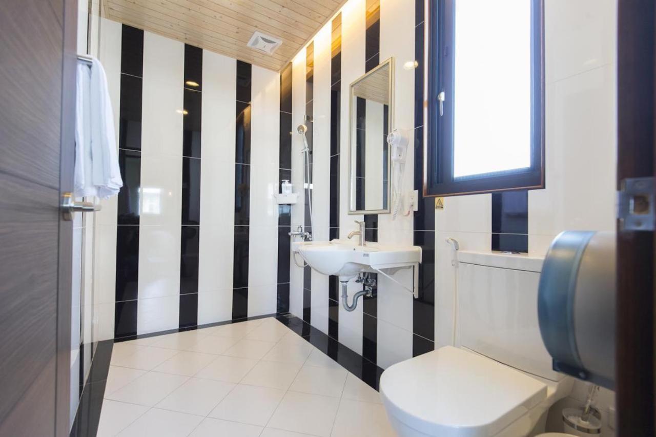 東立方旅宿-East Cube B&B Donggang Extérieur photo